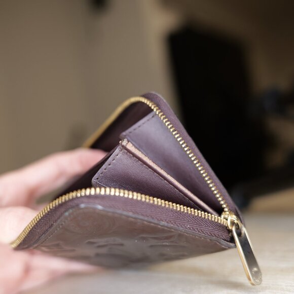 Louis Vuitton 2011 Vernis Amarante Patent Leather Zippy Compact Wallet - Picture 7 of 14